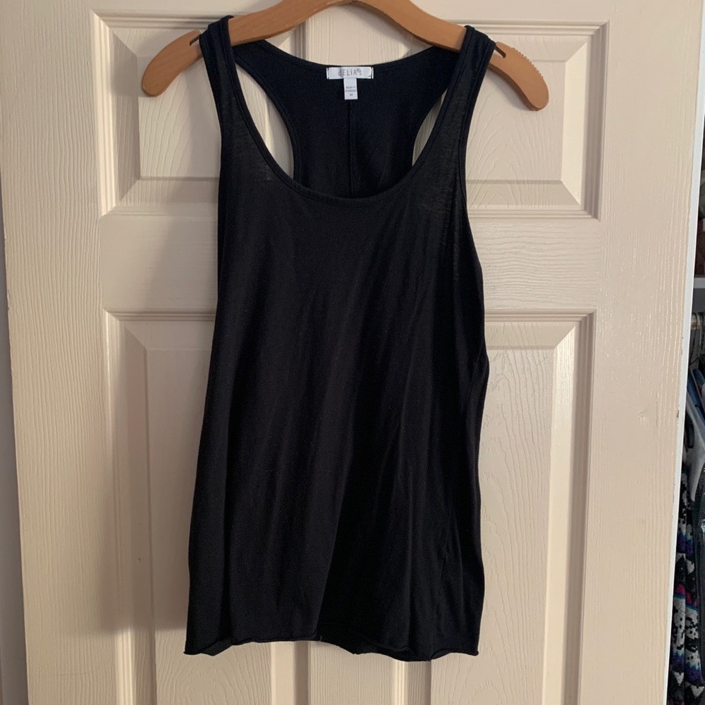 Black Tank